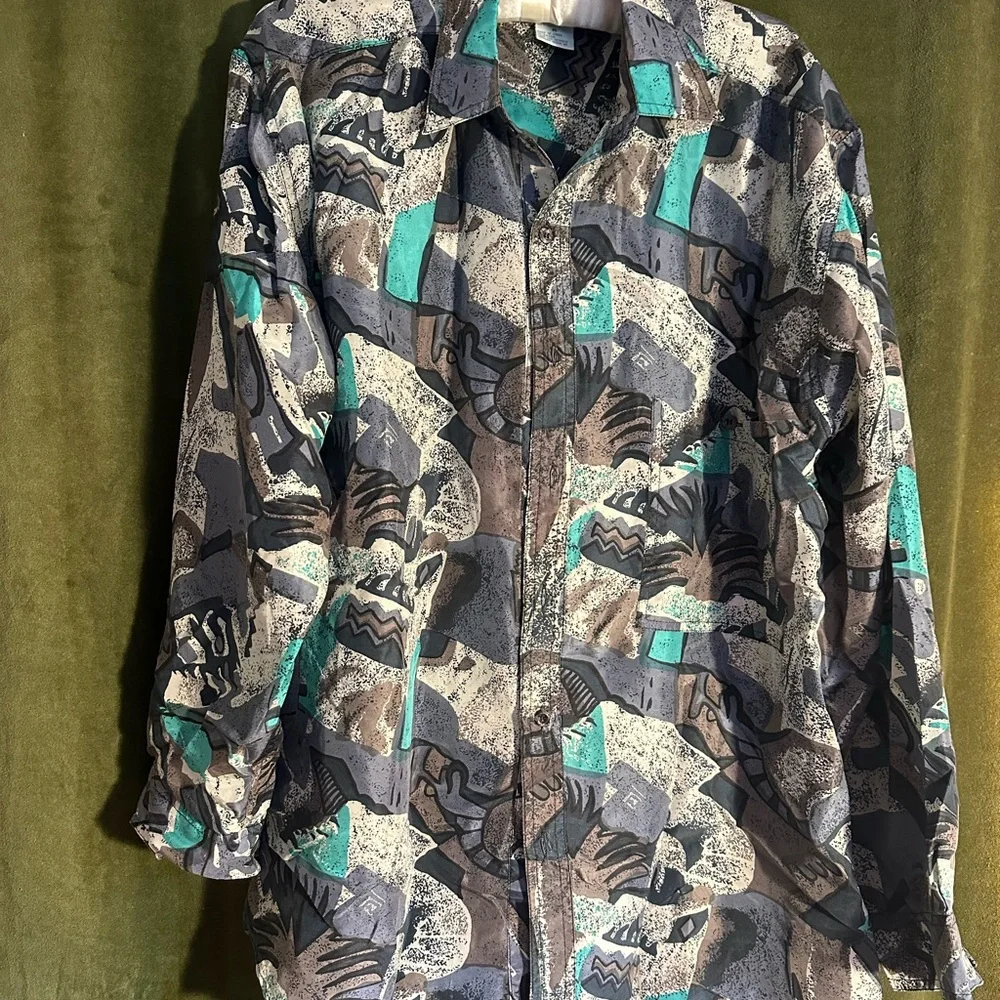 Abstract Patterned Button-Up Shirt - Picture 1 of 3